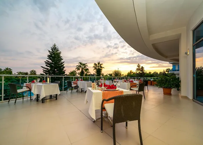 Commodore Elite & (adults Only) 5* سيدي