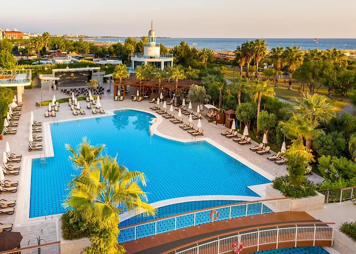 Commodore Elite & (adults Only) فندق