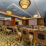 Commodore Elite & (adults Only) Hotel