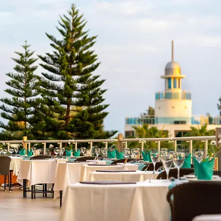 Commodore Elite & (adults Only) Hotel Side