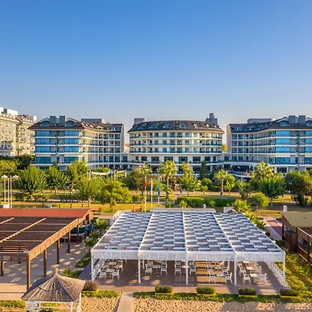 Commodore Elite & (adults Only) ホテル