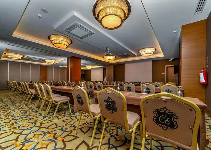 Commodore Elite & (adults Only) Hotel