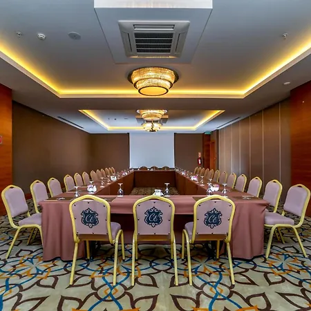 Commodore Elite & (adults Only) Otel