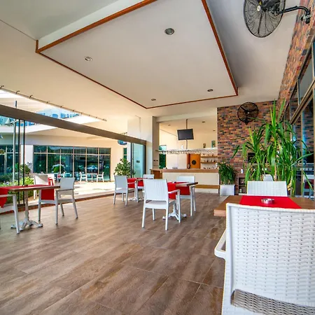 Commodore Elite & (adults Only) Otel 5*
