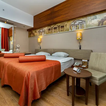 Otel Commodore Elite & (adults Only) 5*