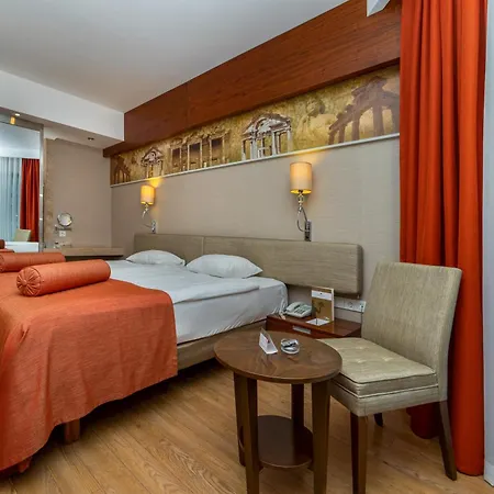 Otel Commodore Elite & (adults Only) 5*